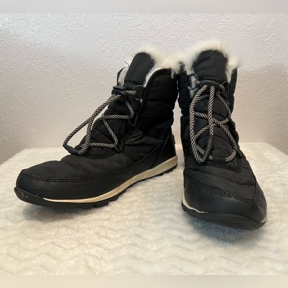 Sorel Whitney II Short Lace Faux Fur Lined Snow Boot Women's Size 5 - Picture 4 of 10